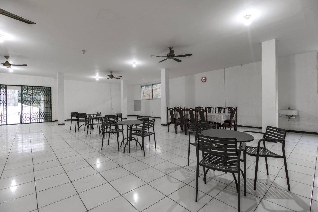 Oriental Residence Pasar Baru Jakarta Exterior foto